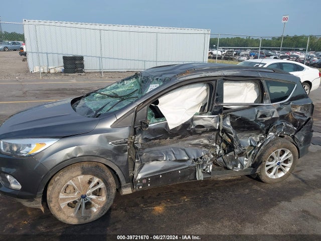Ford ESCAPE SE 2018 1FMCU0GD2JUB81697 Image 6
