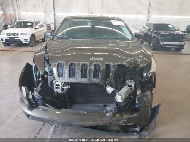 1C4PJMAB4EW295739 Jeep Cherokee Sport
