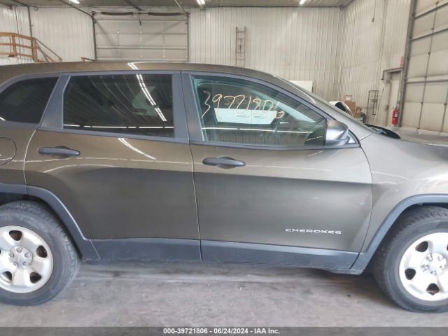 1C4PJMAB4EW295739 Jeep Cherokee Sport