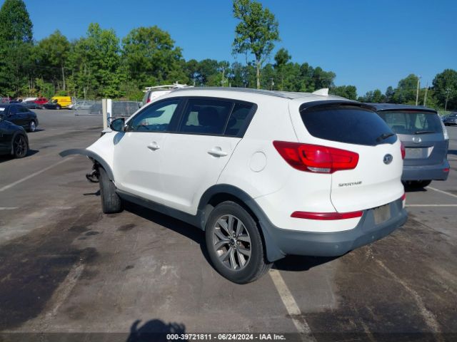 KNDPB3AC7E7609555 KIA Sportage Lx