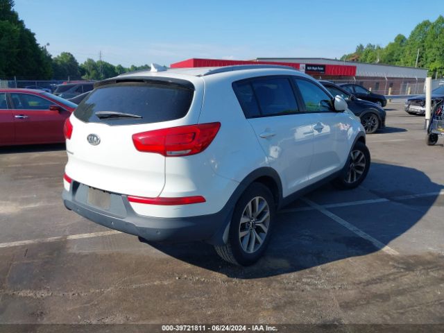 KNDPB3AC7E7609555 KIA Sportage Lx