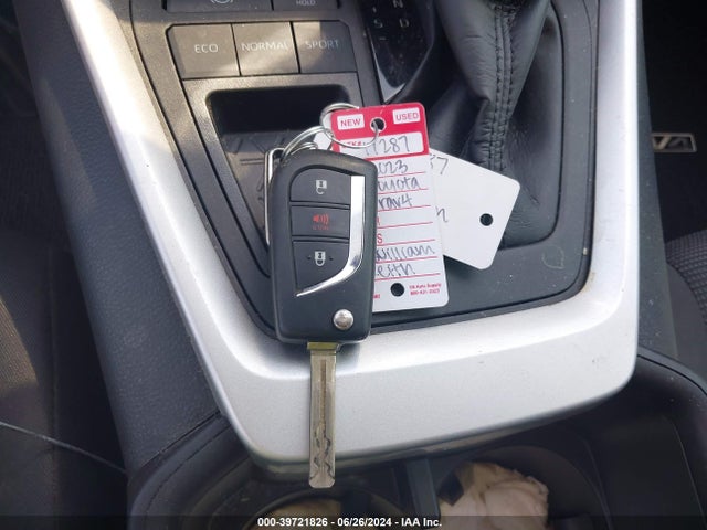 Toyota RAV4 LE 2023 2T3H1RFV9PW247093 Image 11