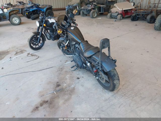 2018 HARLEY-DAVIDSON XL883 1HD4LE213JC432611 Photo 2