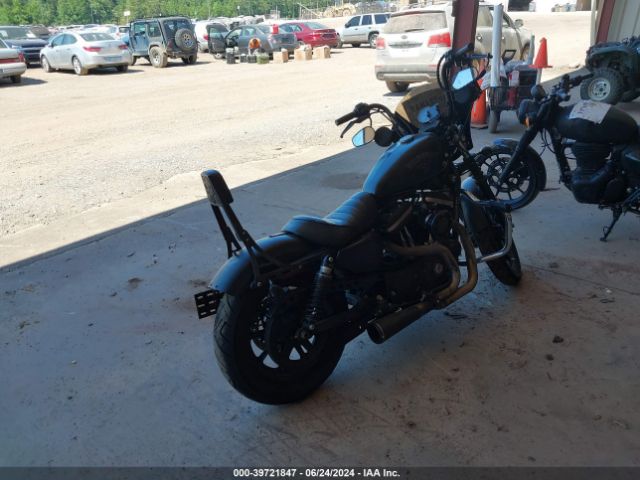 2018 HARLEY-DAVIDSON XL883 1HD4LE213JC432611 Photo 3