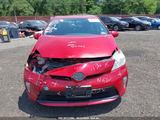Toyota Prius Three 2015 JTDKN3DU2F1906842 Image 13