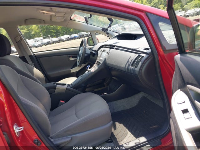 Toyota Prius Three 2015 JTDKN3DU2F1906842 Image 5