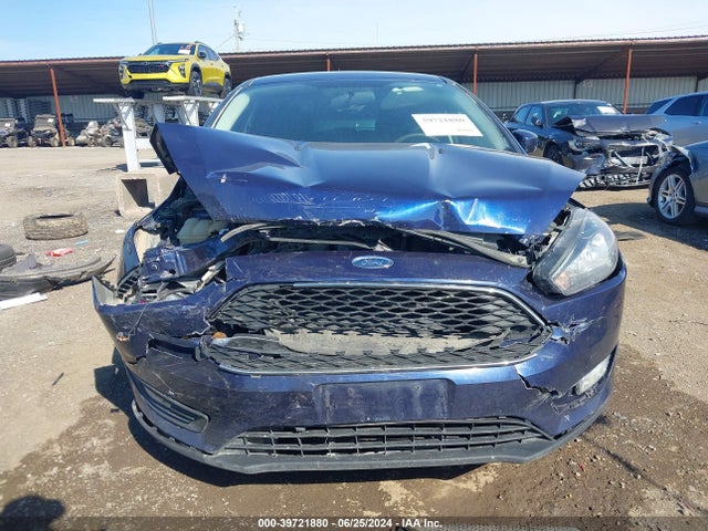 Ford FOCUS SE 2016 1FADP3F24GL403842 Image 13