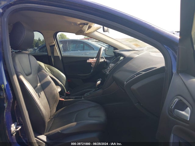 Ford FOCUS SE 2016 1FADP3F24GL403842 Image 5