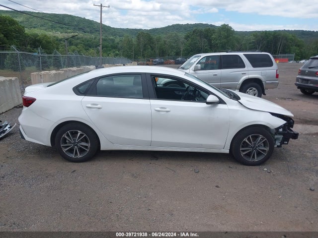KIA Forte Lxs 2023 3KPF24AD3PE676537 Image 14