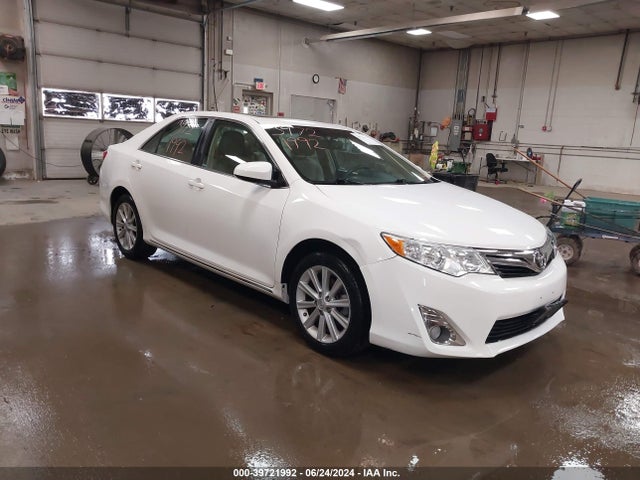 Toyota CAMRY XLE 2014 4T4BF1FK7ER400578 main image