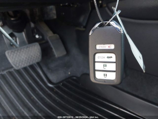 1HGCV1F16NA017909 Honda ACCORD LX
