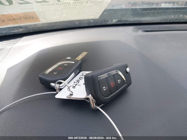 Toyota RAV4 LE 2019 JTMH1RFV3KD016485 Image 11