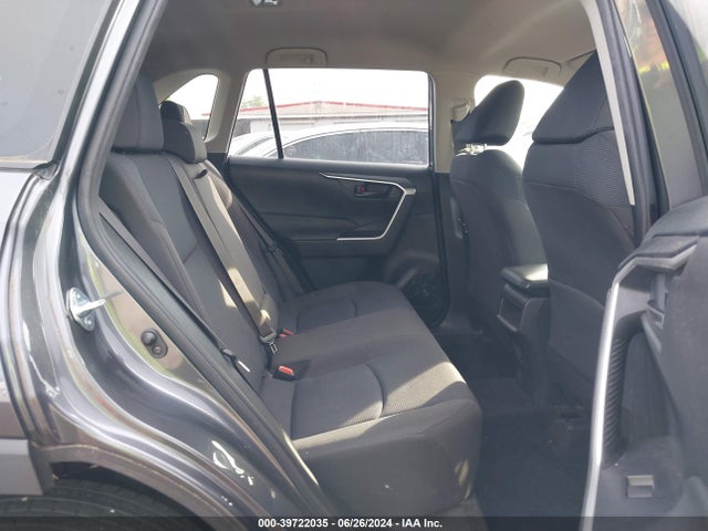 Toyota RAV4 LE 2019 JTMH1RFV3KD016485 Image 8