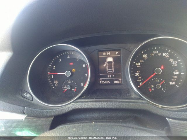 1VWBT7A33GC005698 Volkswagen Passat 1.8t Se