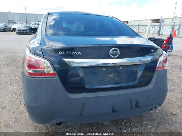 Nissan Altima 2.5 S 2015 1N4AL3AP1FC475579 Image 17