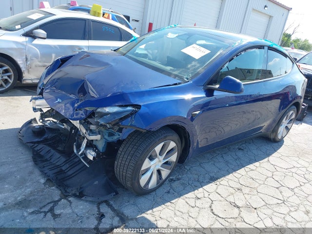 2024 TESLA MODEL Y 7SAYGDEE8RA271980 Photo 1
