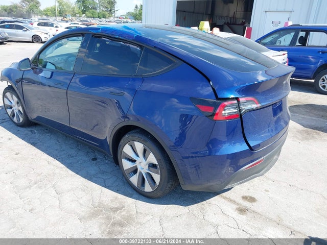 2024 TESLA MODEL Y 7SAYGDEE8RA271980 Photo 2