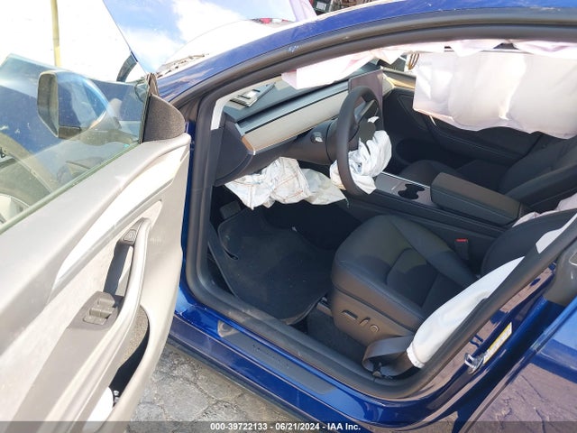 2024 TESLA MODEL Y 7SAYGDEE8RA271980 Photo 4