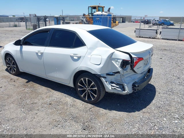 Toyota COROLLA SE 2017 5YFBURHE9HP643921 Image 3
