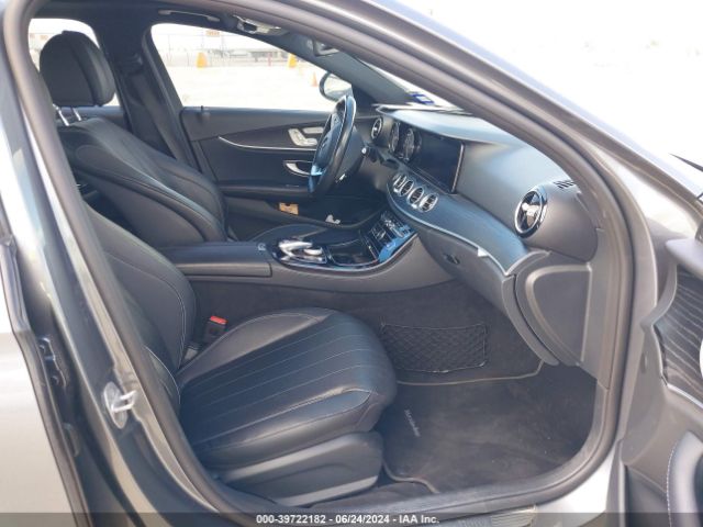 WDDZF4JB3HA259266 Mercedes-Benz E 300