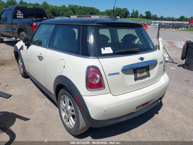 2013 MINI HARDTOP WMWSU3C57DT689171 Photo 2