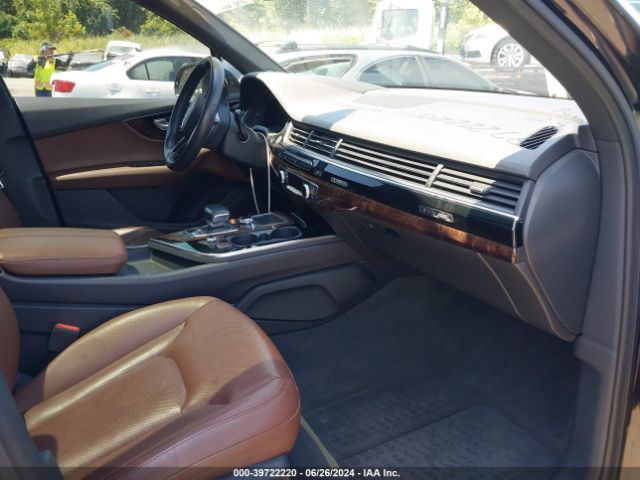 WA1VAAF72JD048312 Audi Q7 3.0t Premium