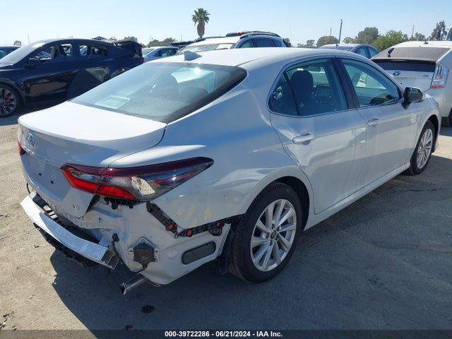Toyota CAMRY LE 2024 4T1C11AK1RU236139 Image 4