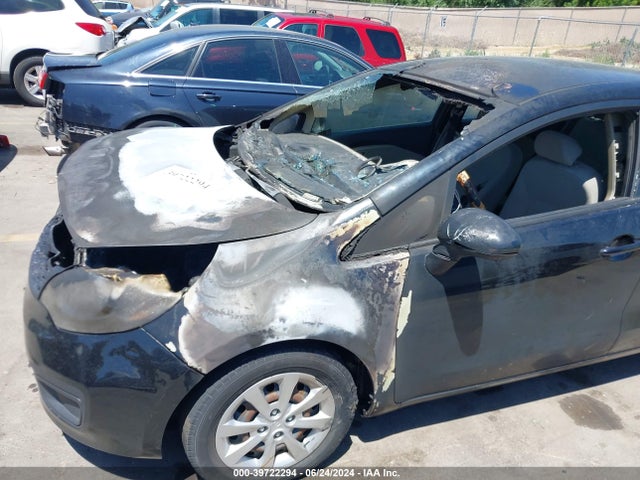 KNADM4A38F6527390 KIA RIO LX