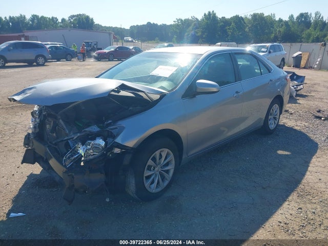 Toyota CAMRY LE 2016 4T4BF1FK7GR576095 Image 2