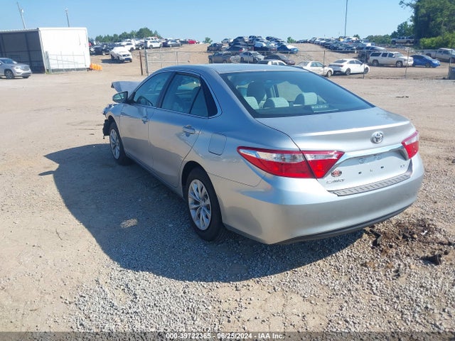 Toyota CAMRY LE 2016 4T4BF1FK7GR576095 Image 3