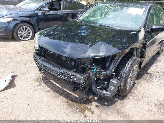 1HGCR2F3XEA161779 Honda ACCORD LX