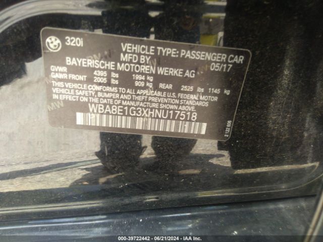 WBA8E1G3XHNU17518 BMW 320i