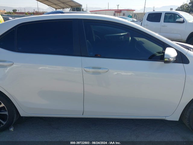 Toyota COROLLA SE 2018 5YFBURHE8JP826913 Image 13
