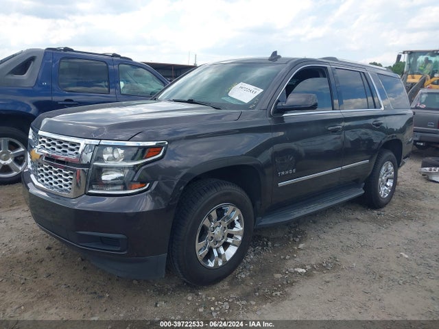 Chevrolet Tahoe Lt 2018 1GNSCBKC0JR115057 Image 2