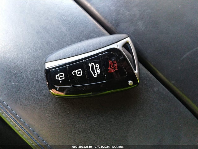 Hyundai Genesis 3.8 2015 KMHGN4JE6FU082752 Image 11