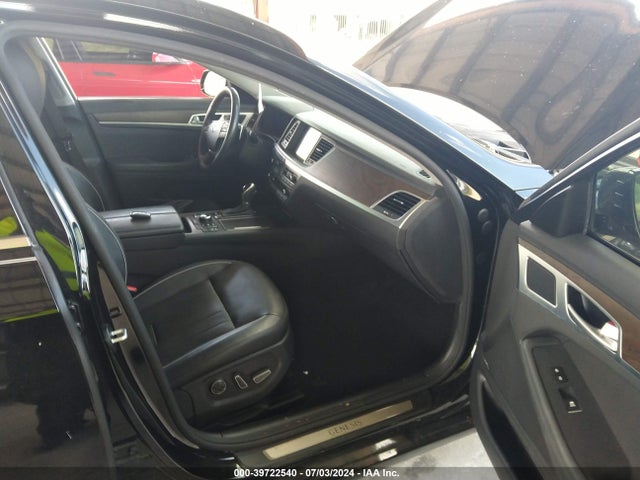 Hyundai Genesis 3.8 2015 KMHGN4JE6FU082752 Image 5