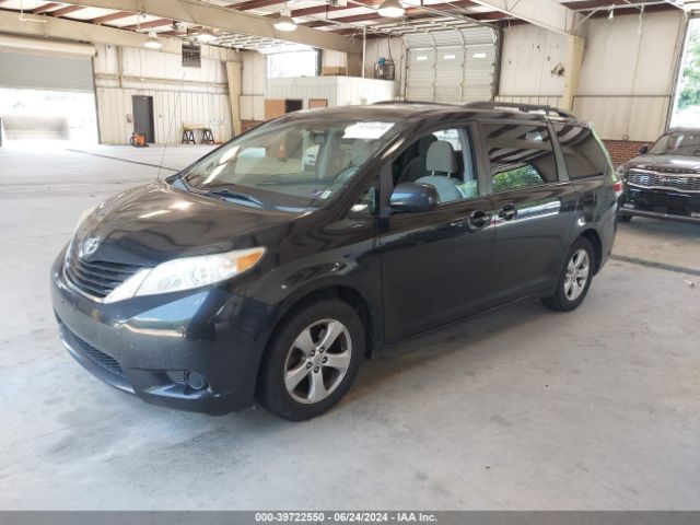 5TDKK3DC4ES495557 Toyota Sienna Le V6 8 Passenger
