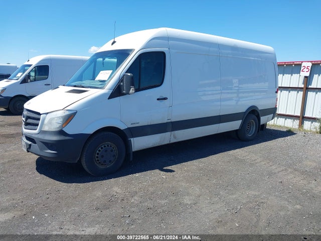 Mercedes-Benz Sprinter 3500 High  Roof 2014 WD3PF1CC9E5876031 Image 2