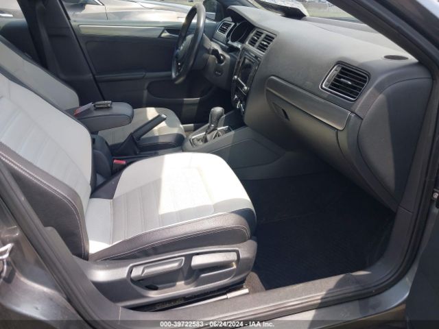 3VWD17AJ7GM395667 Volkswagen Jetta 1.8t Sport
