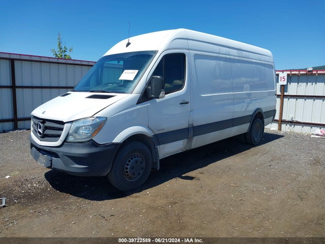 Mercedes-Benz Sprinter 3500 High  Roof 2015 WD3PF1CC2FP108350 Image 2
