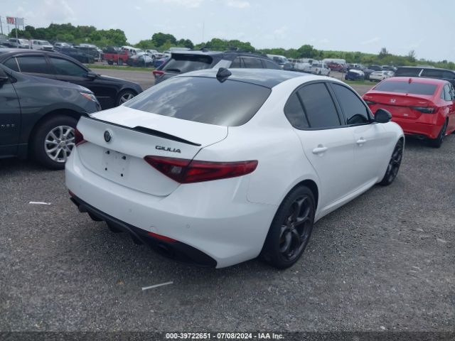 ZARFAMBN7K7604183 Alfa Romeo Giulia Ti Sport Rwd