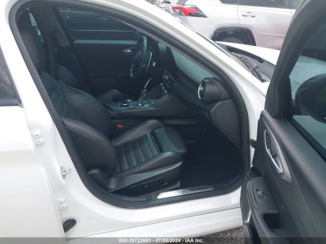 ZARFAMBN7K7604183 Alfa Romeo Giulia Ti Sport Rwd