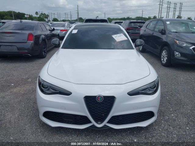 ZARFAMBN7K7604183 Alfa Romeo Giulia Ti Sport Rwd