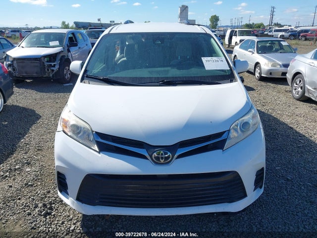 Toyota Sienna Le 8 Passenger 2018 5TDKZ3DC1JS906192 Image 12
