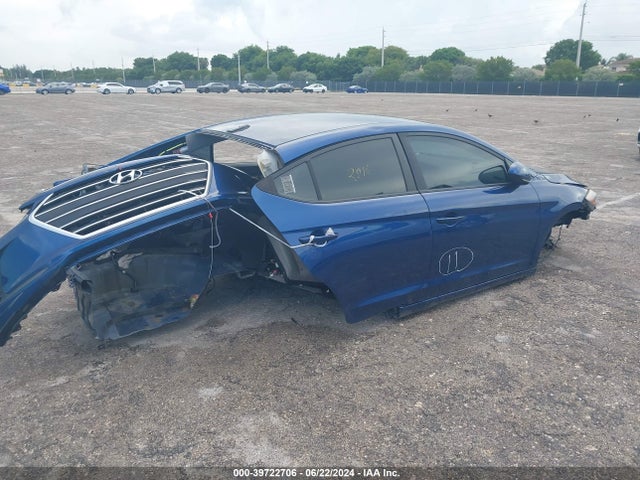 Hyundai ELANTRA SE 2017 5NPD84LF9HH098591 Image 4