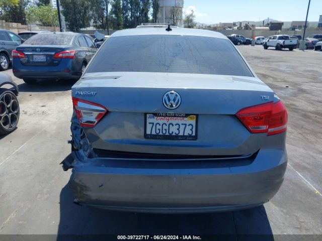 1VWAT7A35EC094408 Volkswagen Passat 1.8t Wolfsburg Edition