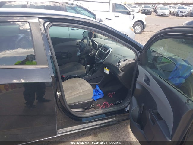 Chevrolet Sonic Ls Auto 2018 1G1JB5SH9J4122390 Image 5