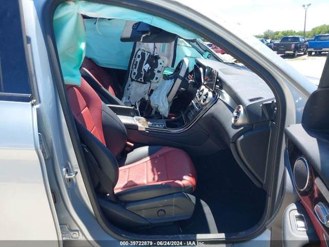 W1N0G8DB8NG020610 Mercedes-Benz Glc 300 Suv