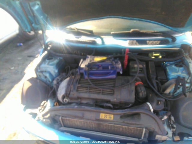 2004 MINI COOPER S WMWRE33474TD84680 Photo 5