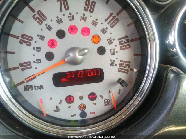 2004 MINI COOPER S WMWRE33474TD84680 Photo 6